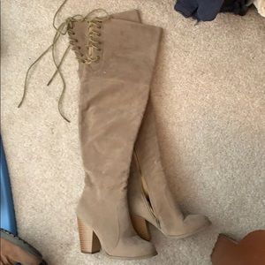 Chase and Chloe vegan suede thigh hi’s